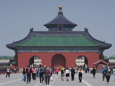 文旅部提醒：游客“五一”期间谨慎参与高风险项目