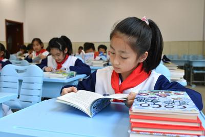 世界读书日｜书香宜人 悦读阅美！小学生开展读书主题活动