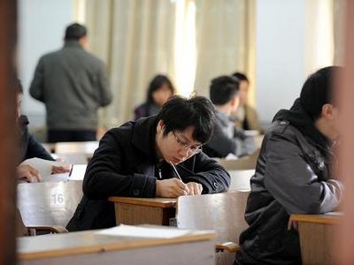 @青岛考生，专升本考试5月5日起打印准考证，健康码实行网上核查