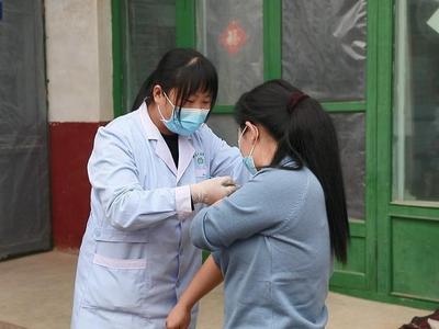 河北南宫累计接种新冠疫苗57.5742万剂，目标人群新冠疫苗接种率达94.49%