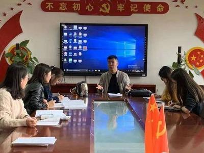 城阳这名老师被全国点赞！