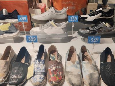 爆炒天价国潮球鞋，被狠狠地“削”！青岛多家专卖店早已无同款鞋销售    