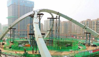 平度首座景观天桥的建设预计7月建成