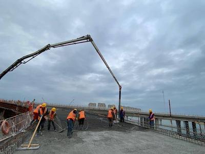 向6月通车冲刺！胶州湾大桥李村河互通立交匝道工程桥梁主体完工