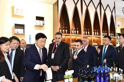 阿塞拜疆国家品牌馆-青岛馆开业！合力打造“一带一路”国际合作新平台