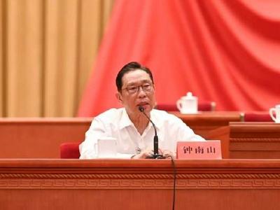 钟南山：要快速增加疫苗接种，希望新冠病毒疫苗接种年内超80%