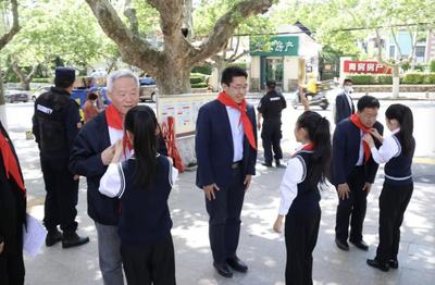 “中国梦 航空梦”，市南区航空科普主题活动启动仪式在市实验小学举行