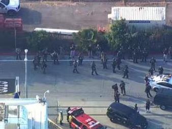 美国加州圣何塞市发生枪击事件，8名受害者和1名嫌疑人死亡