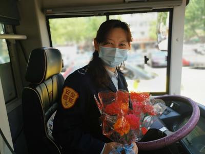 2021年职场妈妈生存状况调查报告出炉：对自身工作表现更具信心