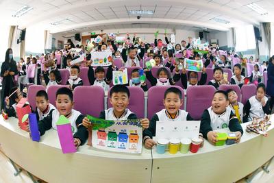 垃圾分类知识进校园，争当环保“小卫士”