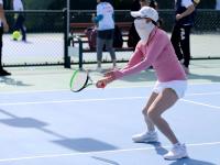 首届网球俱乐部联赛开打！岛城市民用运动的方式送别五月