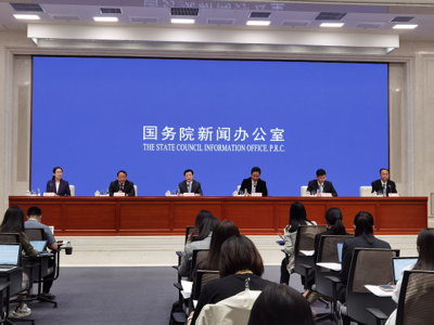 国家网信办：严厉打击引发粉丝非理性应援等行为