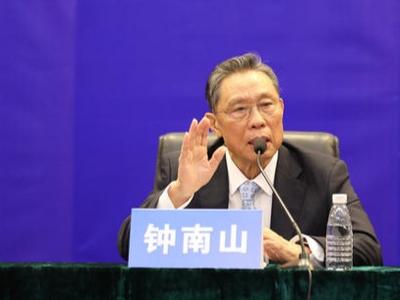 钟南山：中国新冠疫苗覆盖率年底可达80%，产能需加强