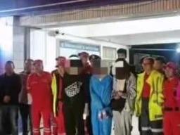 危险！5人被困秦岭有人失温，还好救援及时赶到