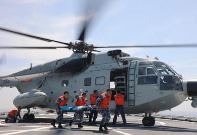 鏖战黄海，看兵哥哥们如何立体救援风雷动