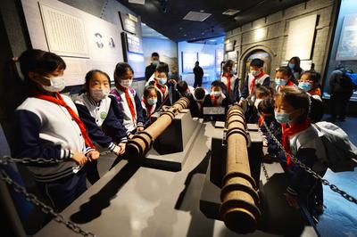 国际博物馆日：学生走进一战遗址 在历史中感受爱国主义 