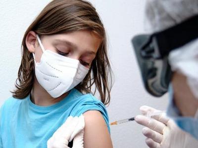 美国新冠肺炎确诊3273万例，辉瑞疫苗获准用于12至15岁青少年