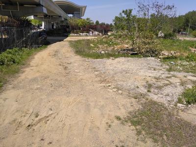 记者在现场｜承诺5月修路 开工尚需时日