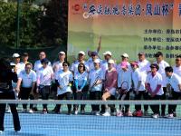 首届网球俱乐部联赛开打！岛城市民用运动的方式送别五月