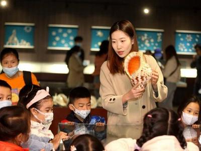 青岛学生怎么“玩”？博物馆参观互动成研学旅行重要组成
