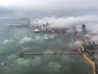 青岛平流雾航拍图：真·天空之城