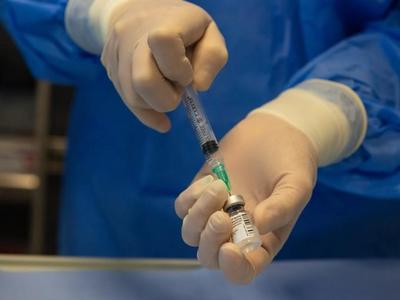 外交部：中方向新冠疫苗实施计划供应的首批疫苗正式下线
