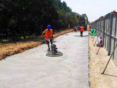 最新进展！城阳靖城路拓宽改造工程东半幅调流路开始施工