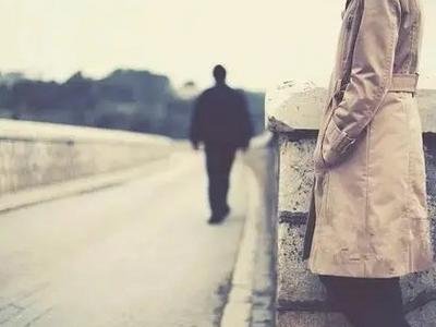 “分手求复合”能买攻略，有人为追回前任花近万元......你被忽悠了吗?
