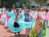 熊孩子放暑假了！登陆“安全岛”防溺水技巧轻松Get到