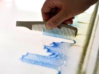 沙为墨 手为笔！女沙画师创作庆祝建党百年作品《不朽的赞歌》