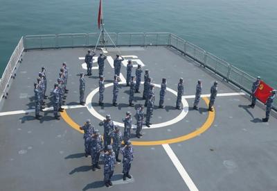 学党史我们是认真的！看兵哥哥打出组合拳