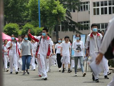地理“很友好”！大部分同学感觉难度与去年相似，新题型在图中画大坝