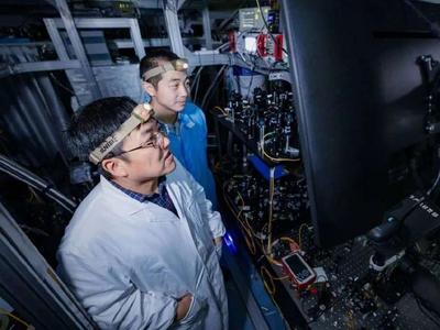 我国科学家建起量子鹊桥，可将量子通信速率提升4倍