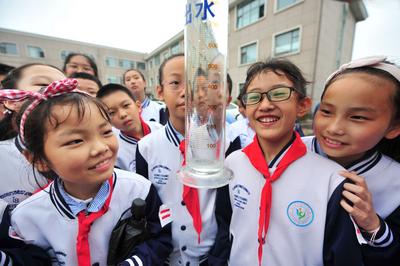 见证污水“净白记” ！小学生走进水务公司参观学习