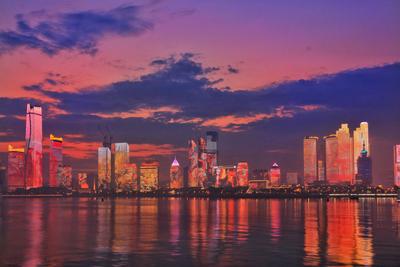 369米海天中心加入，浮山湾灯光秀更壮观