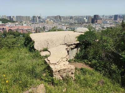 观海帮问 | 暗堡、壕沟、观察哨……青岛山上这些遗迹都是啥？