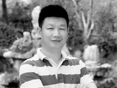 35岁教师为救落水孩子遇难！岸边这声“爸爸”太心酸……