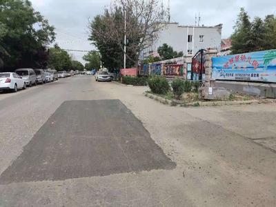 回头看|幼儿园门前破损道路完成修补