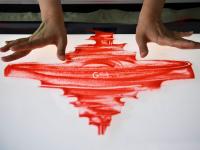 沙为墨 手为笔！女沙画师创作庆祝建党百年作品《不朽的赞歌》