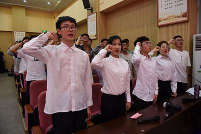 誓师！1500名志愿者为山东科技大学70周年校庆提供志愿服务！            