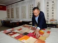 五万份党报、七百种党刊……红色收藏家以这种方式致敬党的伟大