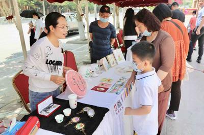 涂鸦比赛潮玩文创，这场创意市集有看点