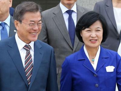 秋美爱宣布竞选韩国总统：系文在寅盟友，曾任法务部长官