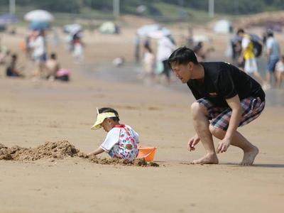 气温不高、雨雾同行！本周青岛多分散性降雨，清凉感十足
