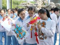 让我们以青春的名义说再见，青岛第二实验初中举行毕业礼