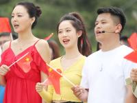 沙画、轮滑、红歌联唱……实拍快闪《江山》的台前幕后
