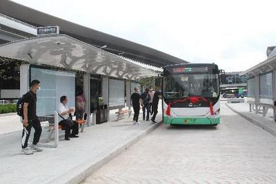 胶州巴士公司3条机场连接线路开始运营