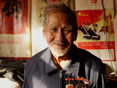 亲历上海战役，72年前他们让“东方之都”换了人间|红色印记·老兵画传⑤