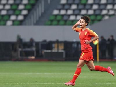王霜领衔，中国女足东京奥运会22人参赛名单出炉
