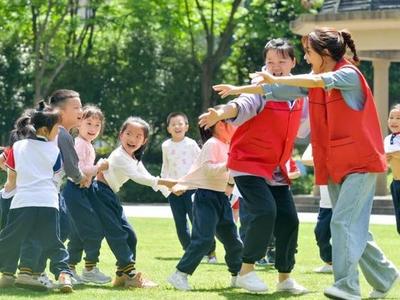 暑假托管班：怎么托、管什么？探访各地小学暑托班